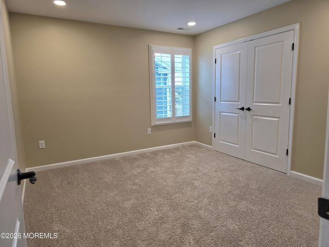 86 Bennet Lane, Manahawkin, NJ 08050