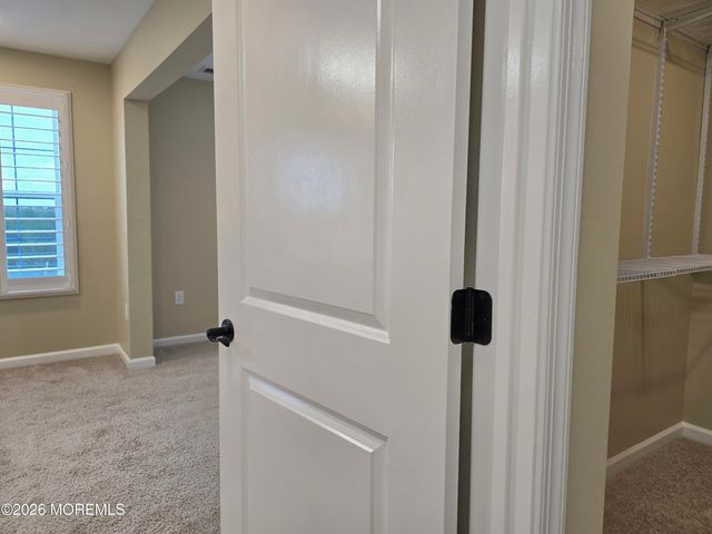 86 Bennet Lane, Manahawkin, NJ 08050