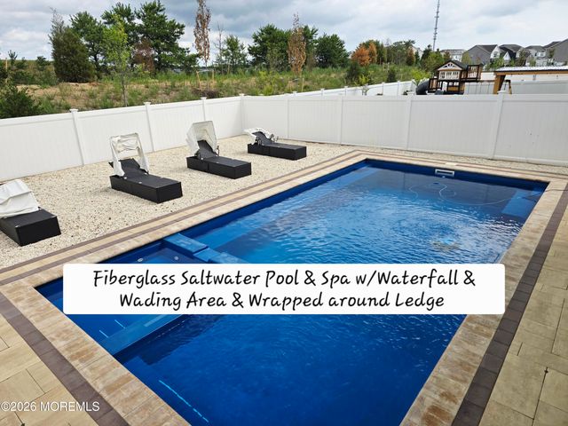 86 Bennet Lane, Manahawkin, NJ 08050
