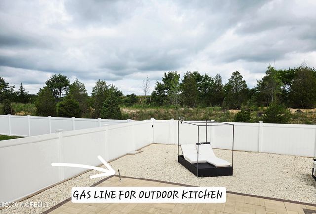 86 Bennet Lane, Manahawkin, NJ 08050