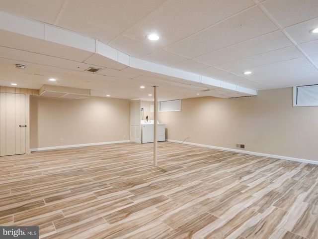 12 WOODLAND CIR, Downingtown, PA 19335