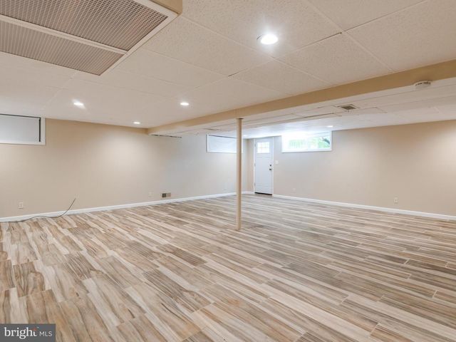 12 WOODLAND CIR, Downingtown, PA 19335
