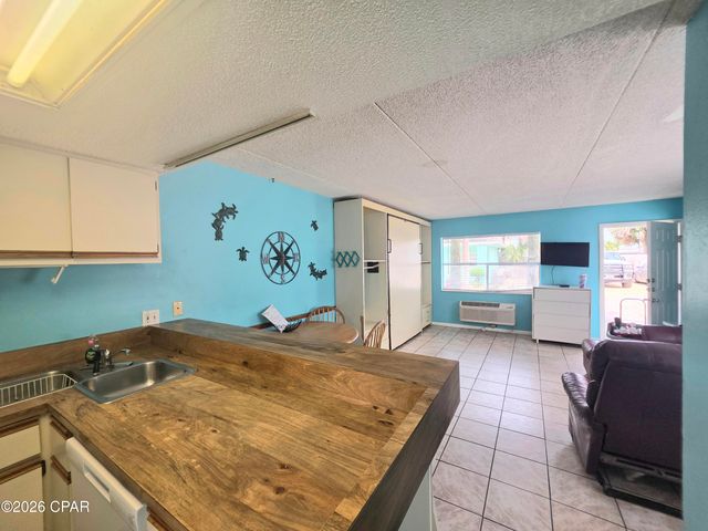 8618 Surf Drive 117, Panama City, FL 32408