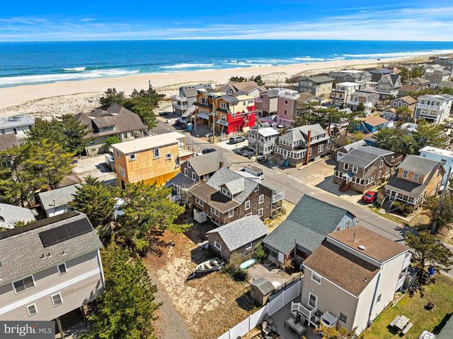 123 E 27 ST, Ship Bottom, NJ 08008