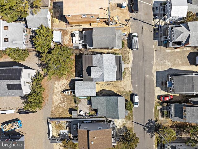 123 E 27 ST, Ship Bottom, NJ 08008