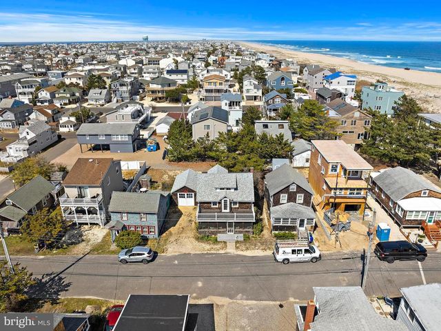 123 E 27 ST, Ship Bottom, NJ 08008