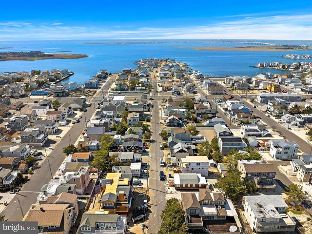 123 E 27 ST, Ship Bottom, NJ 08008