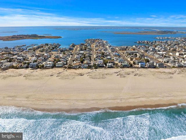 123 E 27 ST, Ship Bottom, NJ 08008