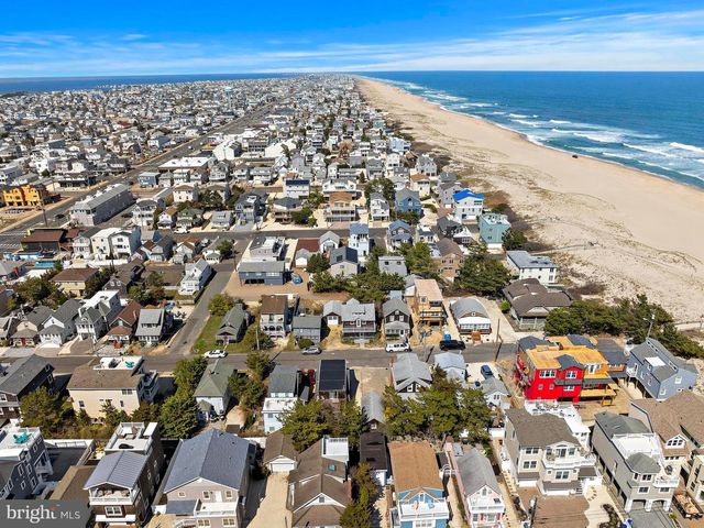 123 E 27 ST, Ship Bottom, NJ 08008