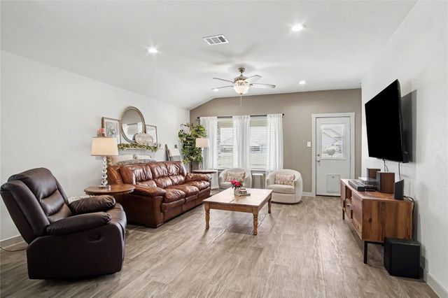 1302 Truckee River Drive, Rosharon, TX 77583