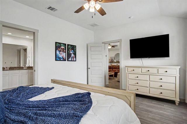 1302 Truckee River Drive, Rosharon, TX 77583