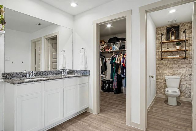 1302 Truckee River Drive, Rosharon, TX 77583