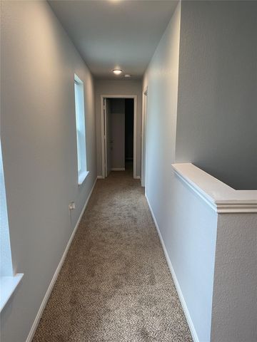 717 6th Avenue N, Texas City, TX 77590