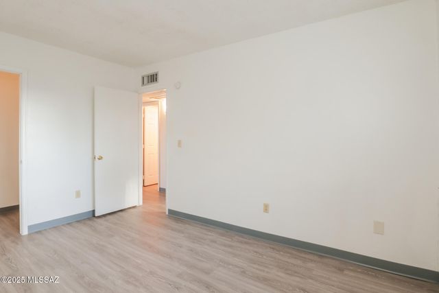 1518 E Hedrick Dr Apt D, Tucson, AZ 85719