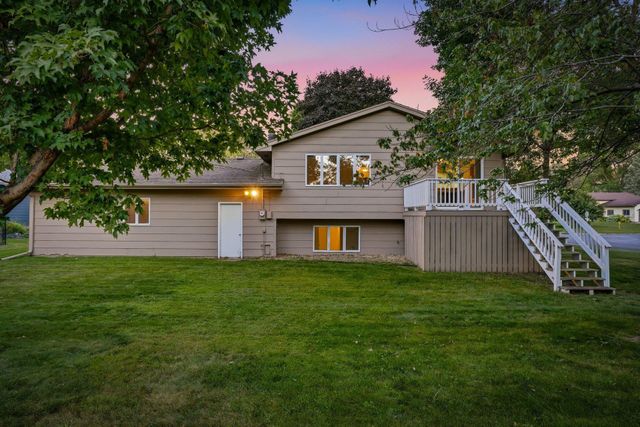 1198 Harrison Street S, Shakopee, MN 55379