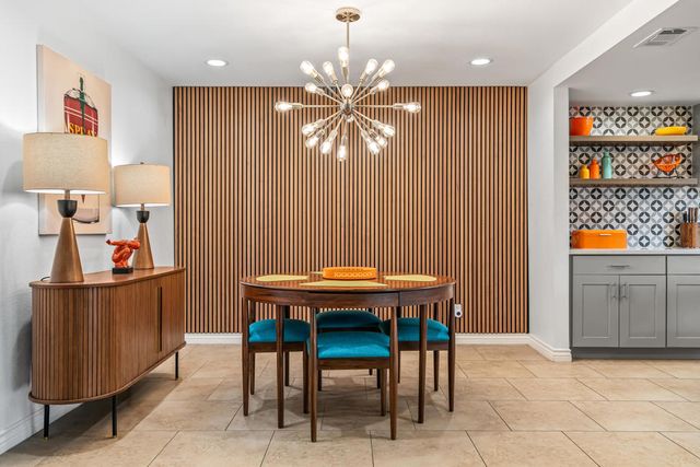 3155 E Ramon Road 904, Palm Springs, CA 92264