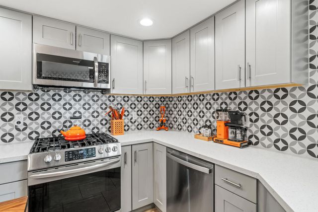 3155 E Ramon Road 904, Palm Springs, CA 92264