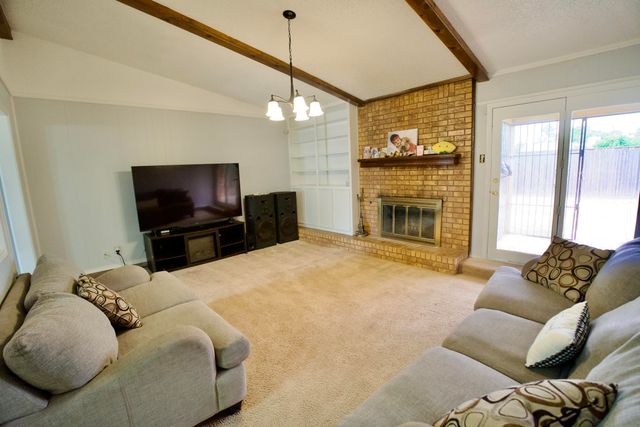 402 Ironton Avenue, Lubbock, TX 79416