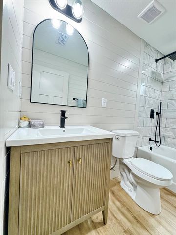 881 NW 13TH AVENUE, Ocala, FL 34475