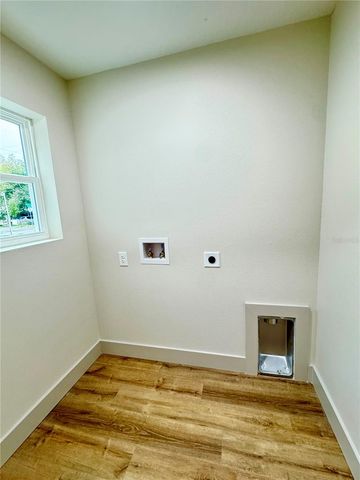 881 NW 13TH AVENUE, Ocala, FL 34475