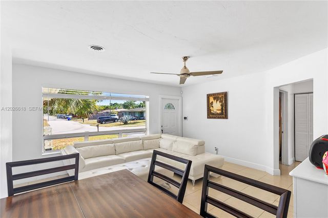 1831 NW 1st Ter, Pompano Beach, FL 33060