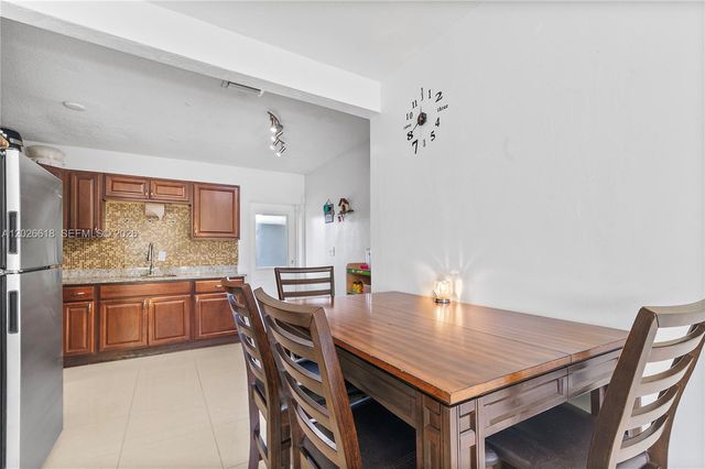 1831 NW 1st Ter, Pompano Beach, FL 33060