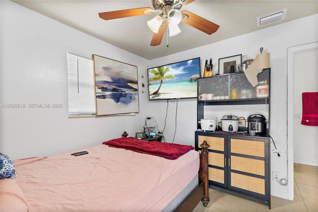 1831 NW 1st Ter, Pompano Beach, FL 33060