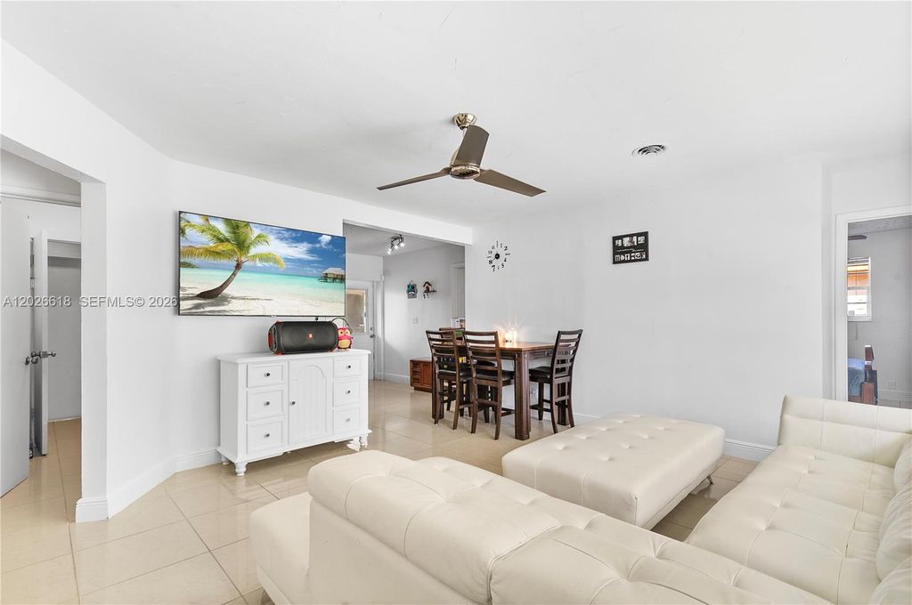 1831 NW 1st Ter, Pompano Beach, FL 33060