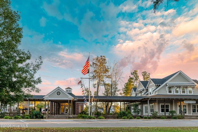 410 Old Forest Drive, Castle Hayne, NC 28429