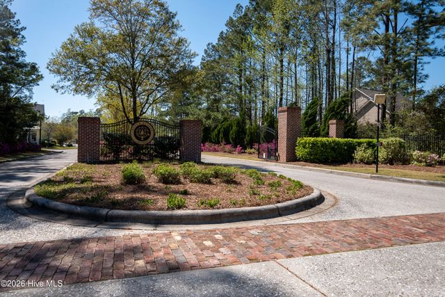 410 Old Forest Drive, Castle Hayne, NC 28429