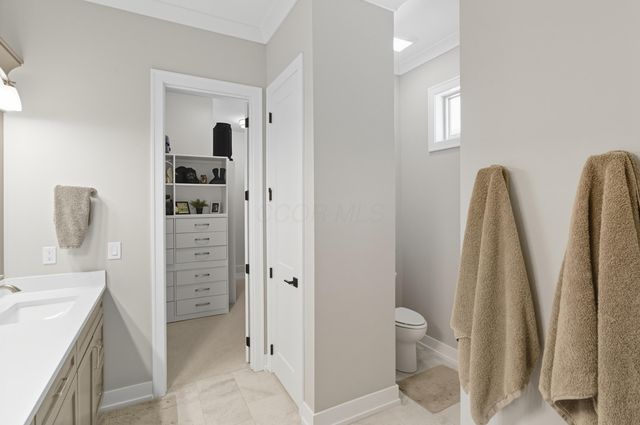 3327 Wolf Ridge Drive, Dublin, OH 43017