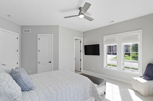 3327 Wolf Ridge Drive, Dublin, OH 43017