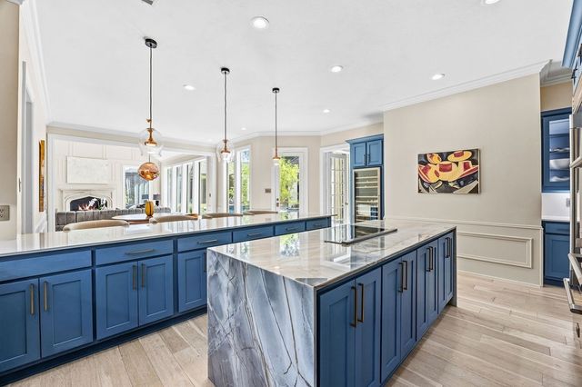 17632 Harbord Oaks Circle, Dallas, TX 75252