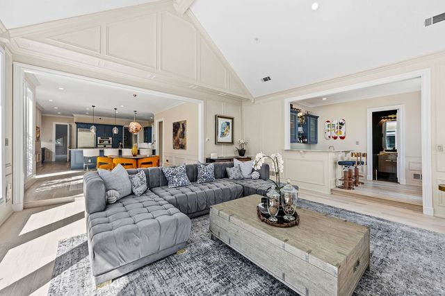 17632 Harbord Oaks Circle, Dallas, TX 75252