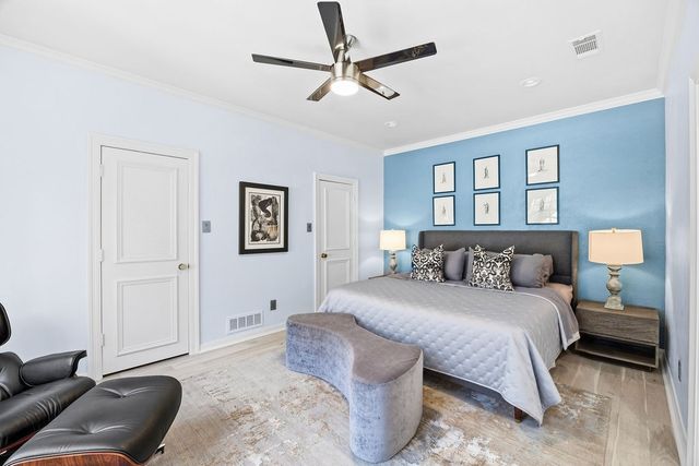 17632 Harbord Oaks Circle, Dallas, TX 75252