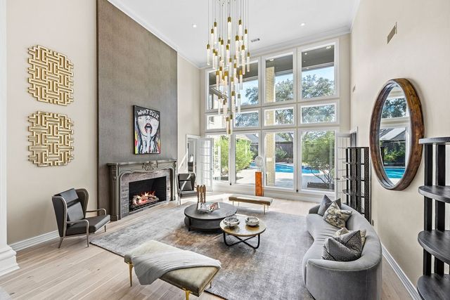 17632 Harbord Oaks Circle, Dallas, TX 75252