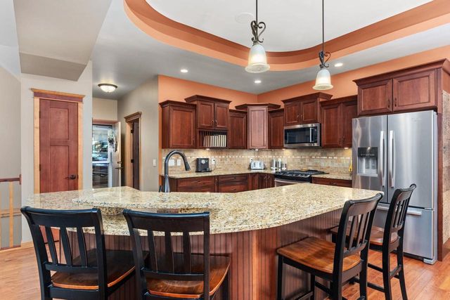 19 Savannah Parkway, Deerfield, WI 53531