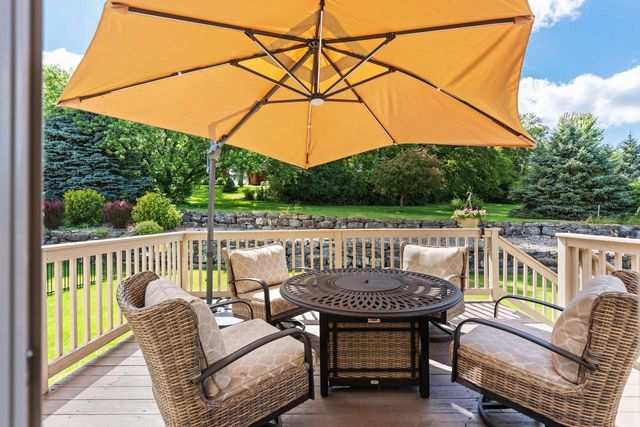 19 Savannah Parkway, Deerfield, WI 53531
