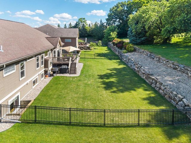 19 Savannah Parkway, Deerfield, WI 53531