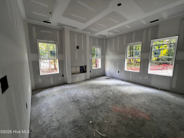 1822 E Indiana Avenue, Southern Pines, NC 28387