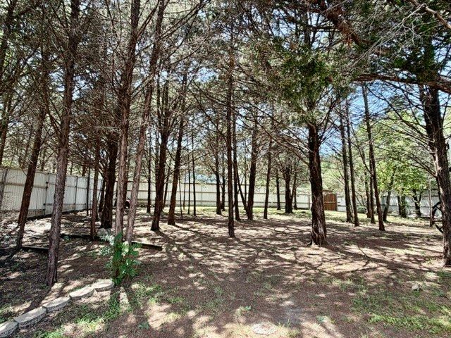 363 Willow Drive, Pottsboro, TX 75076