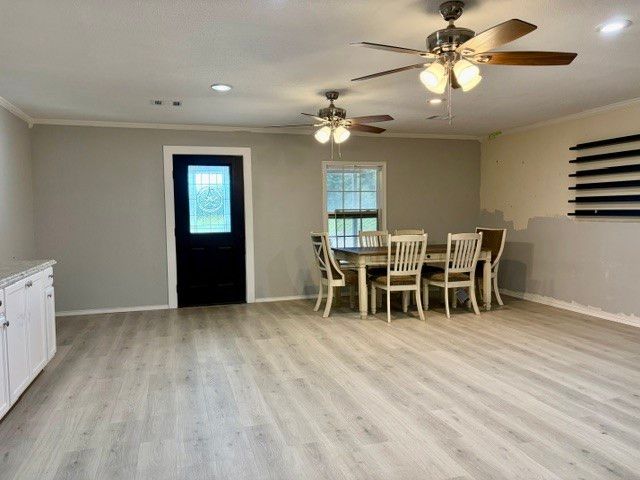 363 Willow Drive, Pottsboro, TX 75076