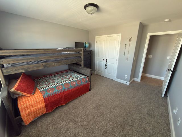 878 Burley Barn Rd, Clarksville, TN 37042