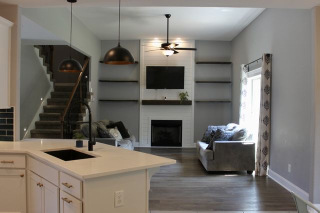 878 Burley Barn Rd, Clarksville, TN 37042