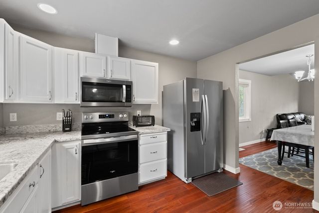 1236 29th Avenue Ct SW, Puyallup, WA 98373