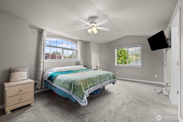 1236 29th Avenue Ct SW, Puyallup, WA 98373