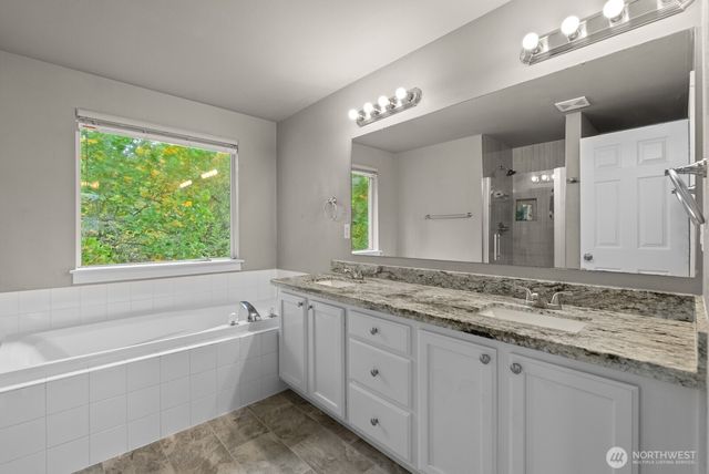 1236 29th Avenue Ct SW, Puyallup, WA 98373