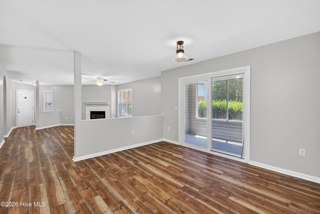 4158 Breezewood Drive Apt 103, Wilmington, NC 28412