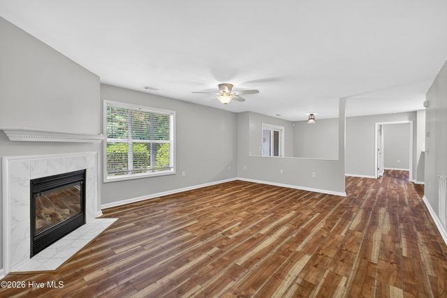 4158 Breezewood Drive Apt 103, Wilmington, NC 28412