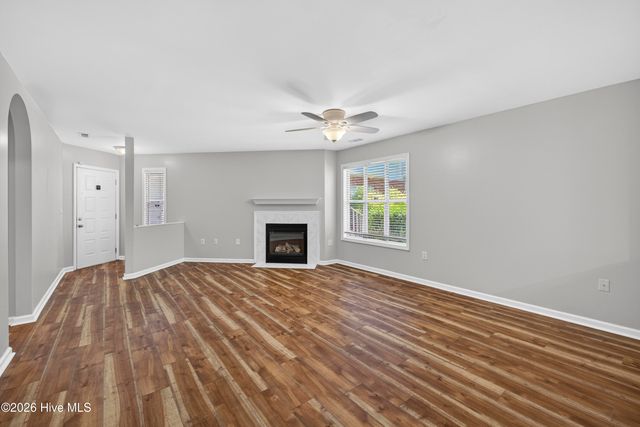 4158 Breezewood Drive Apt 103, Wilmington, NC 28412